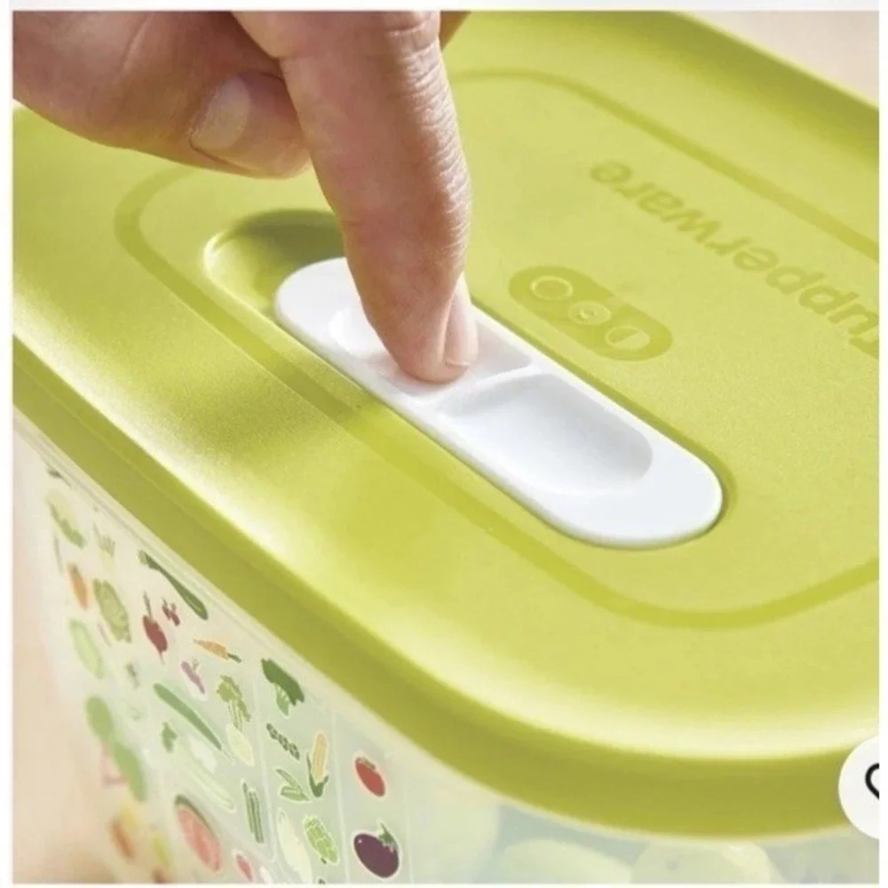 Tupperware FridgeSmart Fridge Smart Small Deep Food Container 1.8L / 1.75 qt New